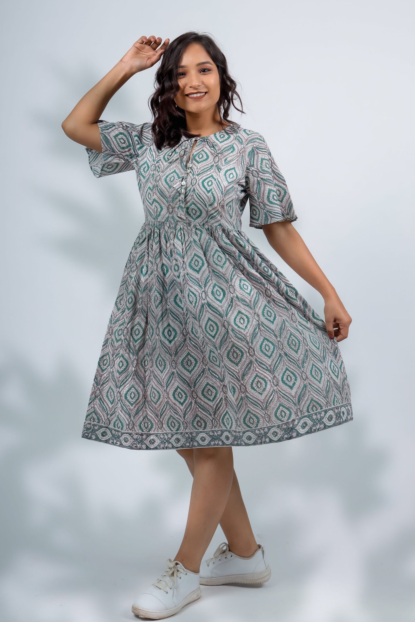 GREEN LEAF VINE BREEZY DRESS