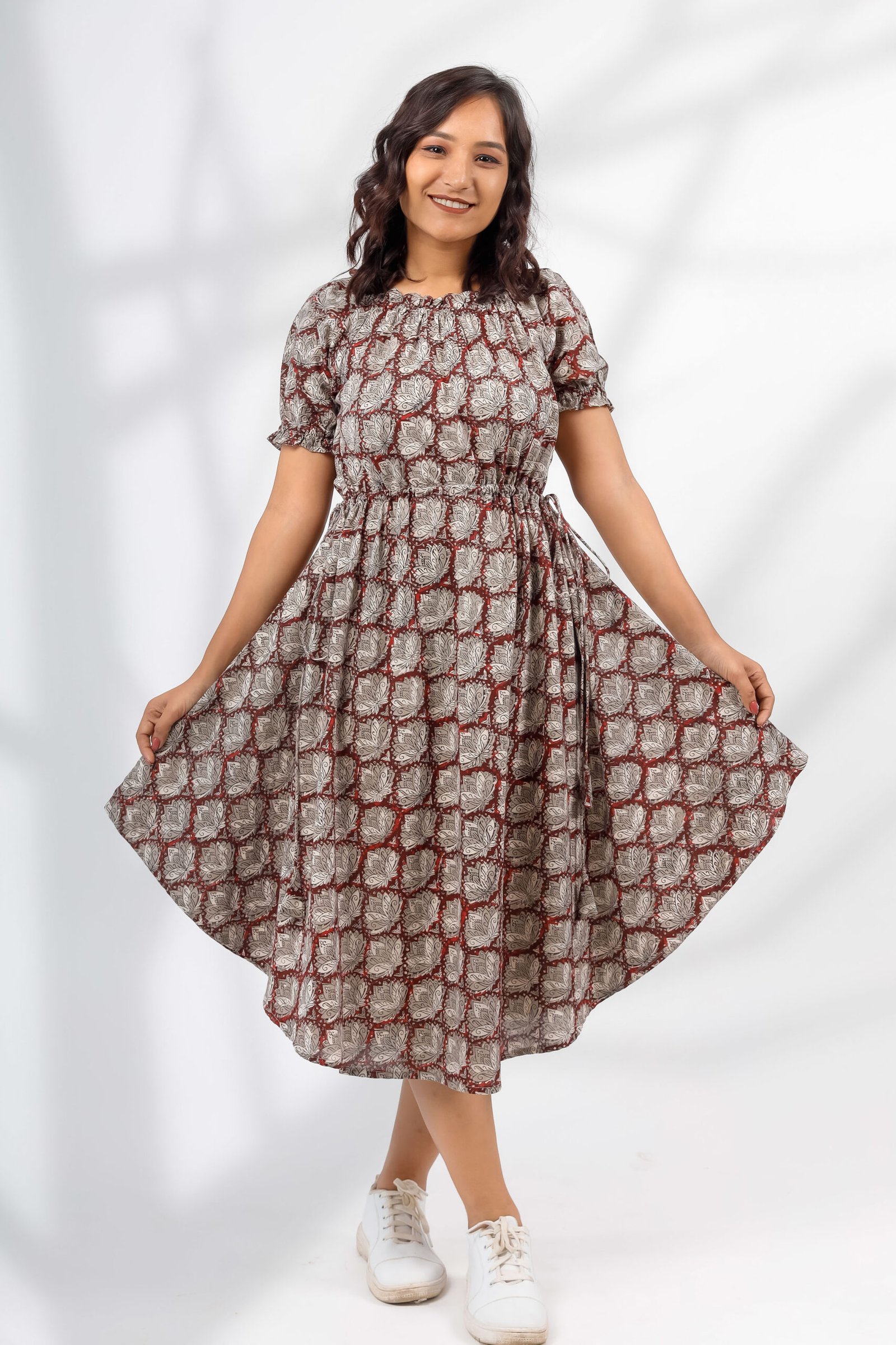 WATERLILY MIDI DRESS WITH GATHER DETAILS